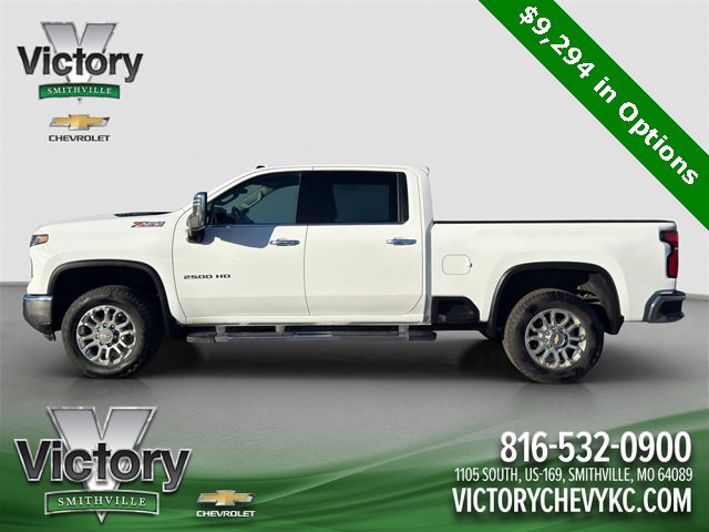Used 2025 Chevrolet Silverado 2500 LTZ w/ LTZ Premium Package image 3