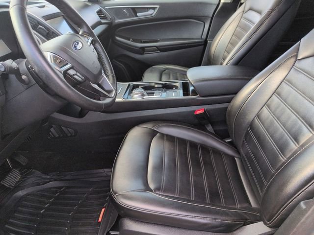Used 2020 Ford Edge SEL w/ Cold Weather Package image 12