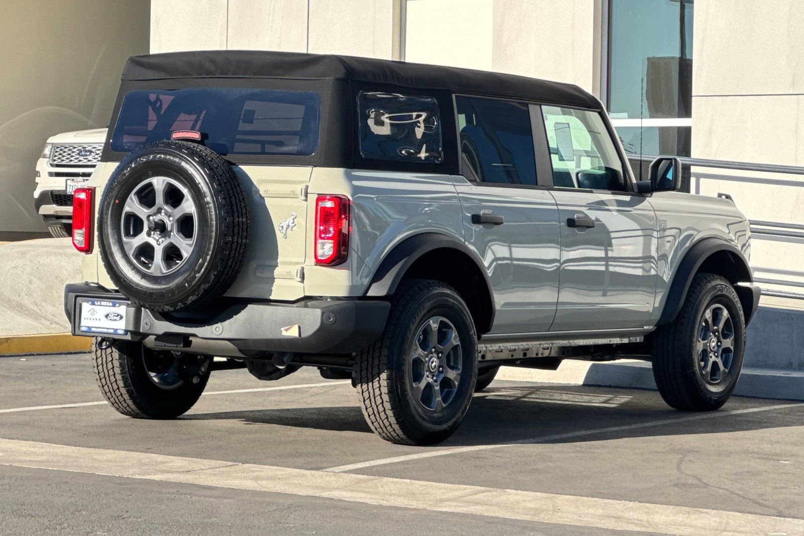 New 2025 Ford Bronco Big Bend image 3