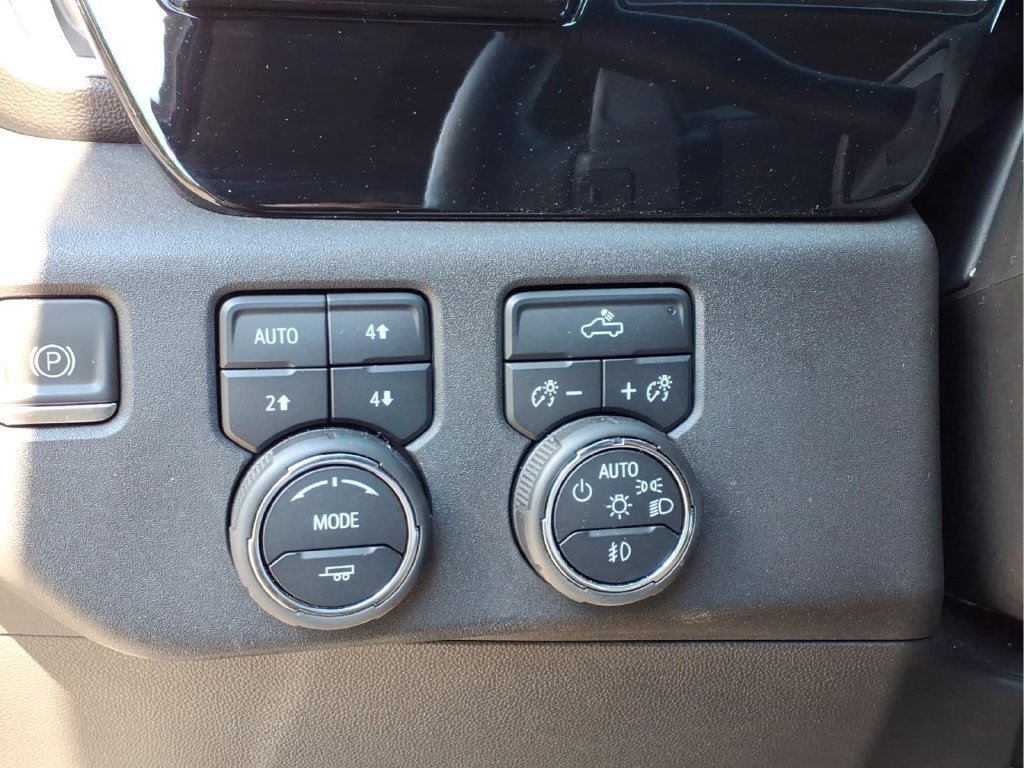 Certified 2023 Chevrolet Silverado 1500 LT Trail Boss w/ LPO, Dark Essentials Package AWD/4WD image 14