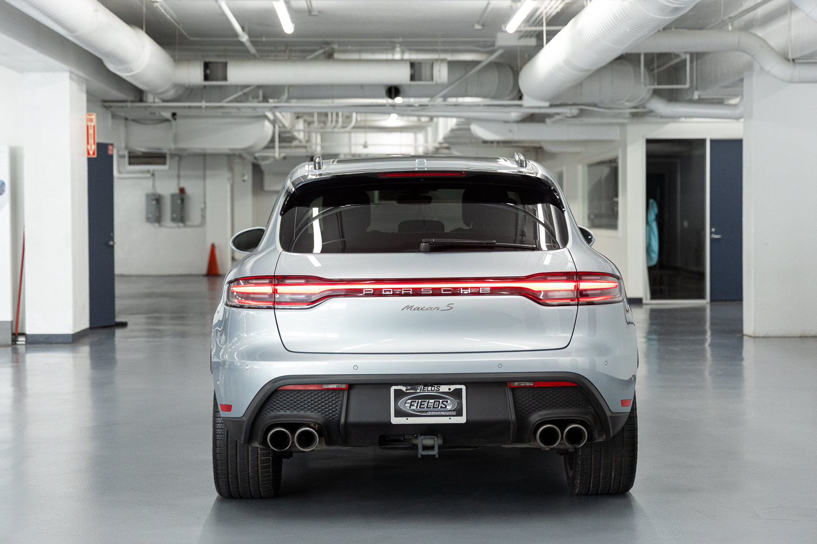 Used 2022 Porsche Macan S w/ Premium Package Plus AWD/4WD image 5