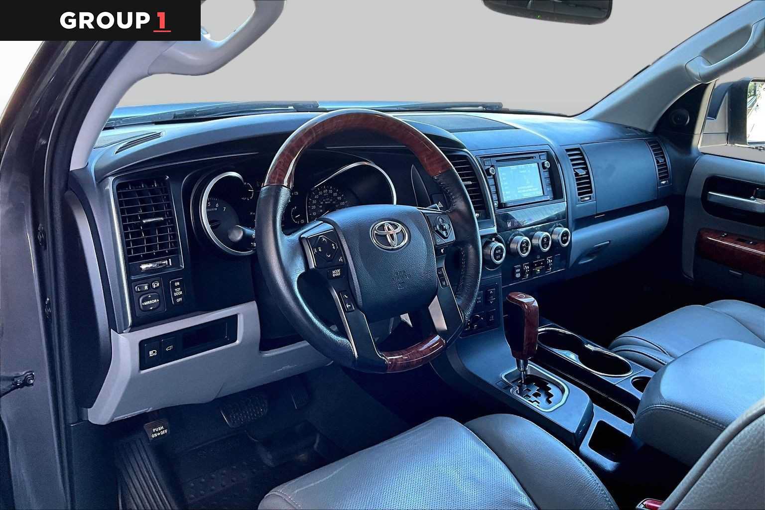 Certified 2019 Toyota Sequoia Platinum AWD/4WD image 18