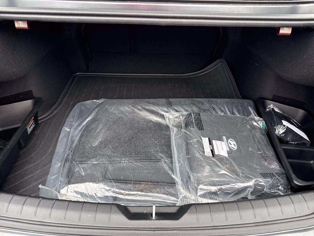 Certified 2025 Hyundai Sonata SEL FWD image 40