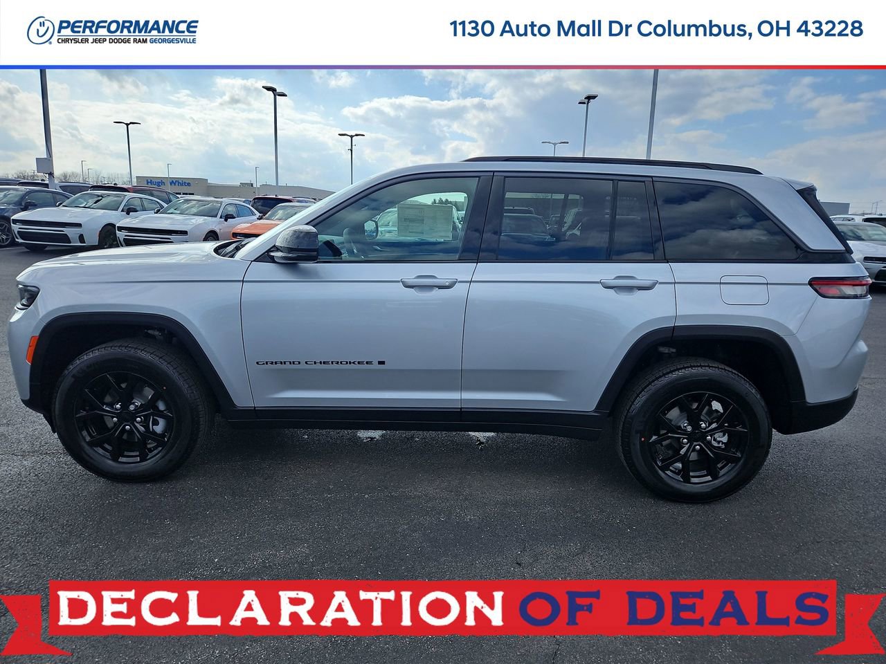 New 2026 Jeep Grand Cherokee Laredo image 4