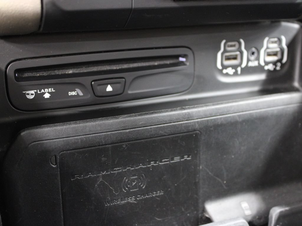 Used 2019 RAM 1500 Laramie AWD/4WD image 61