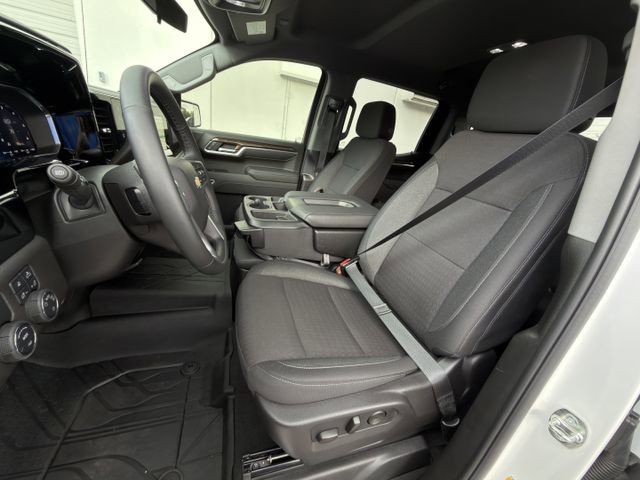 New 2026 Chevrolet Silverado 1500 LT w/ Safety Package RWD image 18