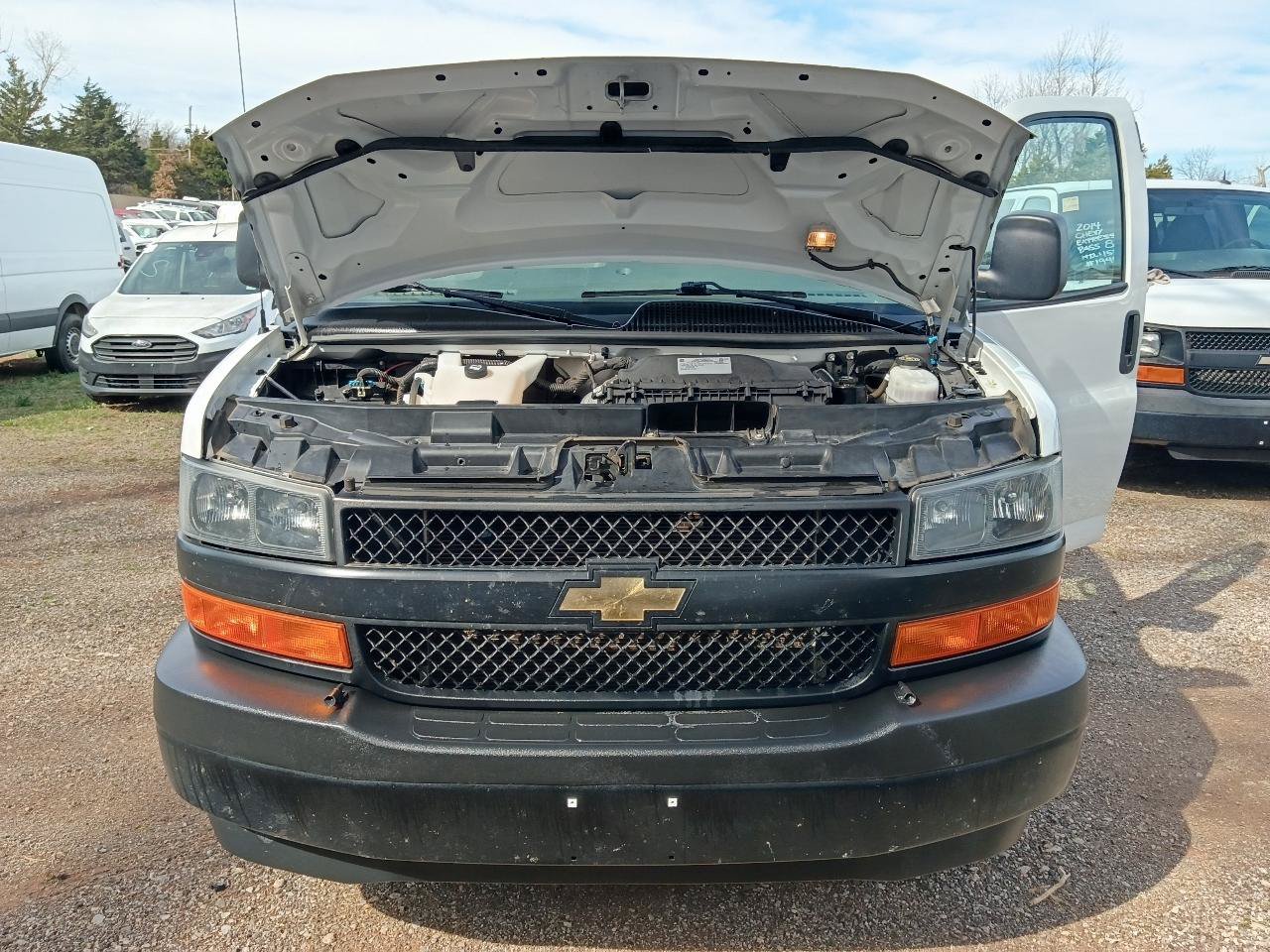 Used 2022 Chevrolet Express 3500 LS RWD image 33