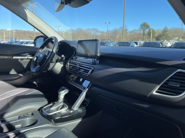 Used 2021 Kia Seltos SX w/ SX Sunroof Package image 28