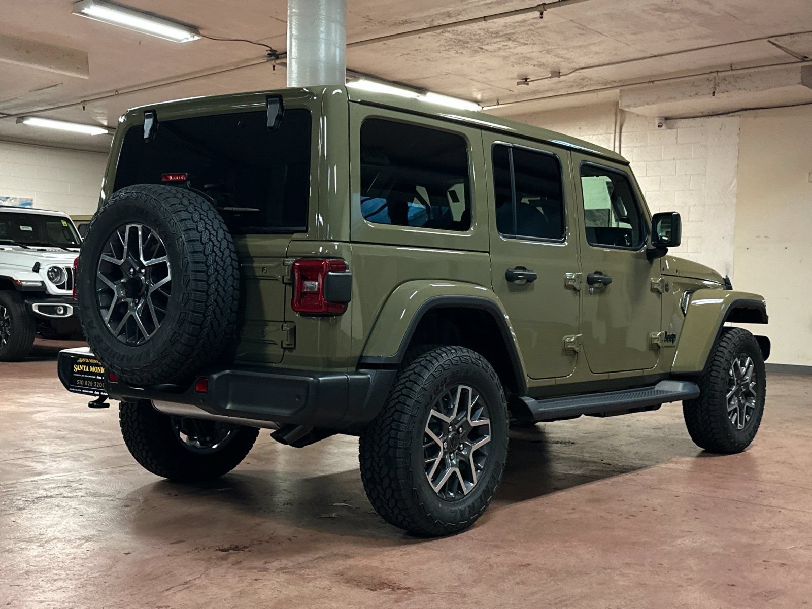 New 2026 Jeep Wrangler Unlimited Sahara AWD/4WD image 5