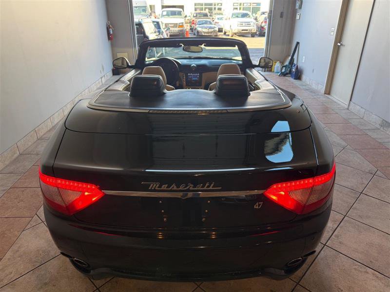 Used 2010 Maserati GranTurismo Convertible RWD image 13