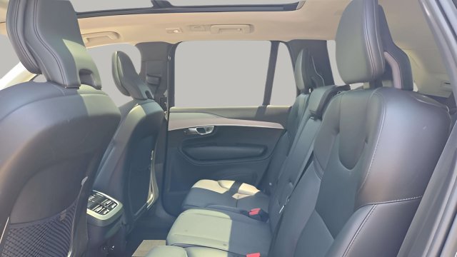 Used 2023 Volvo XC90 B5 Core w/ Protection Package Premier AWD/4WD image 23