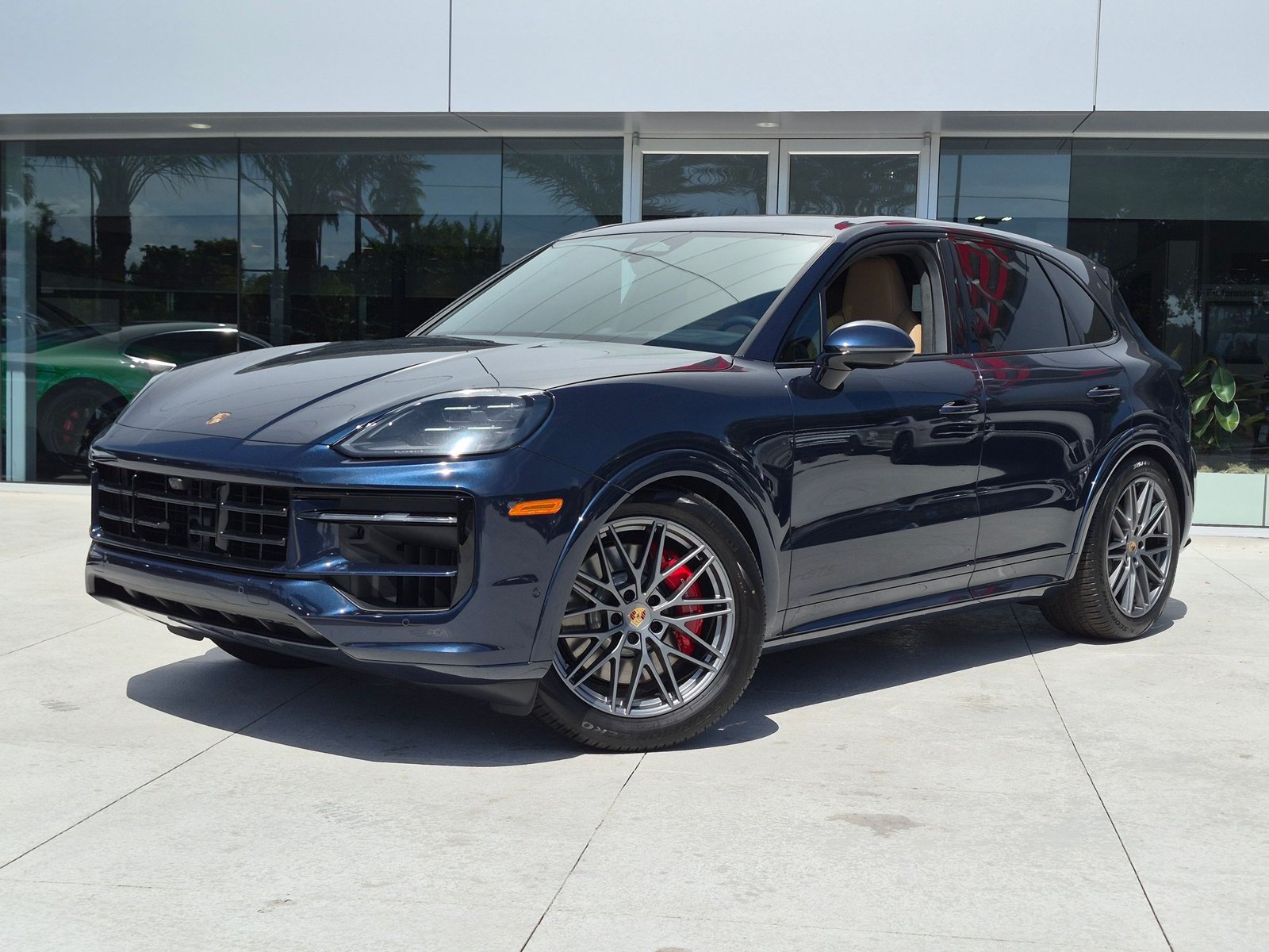 New 2026 Porsche Cayenne GTS AWD/4WD image 1