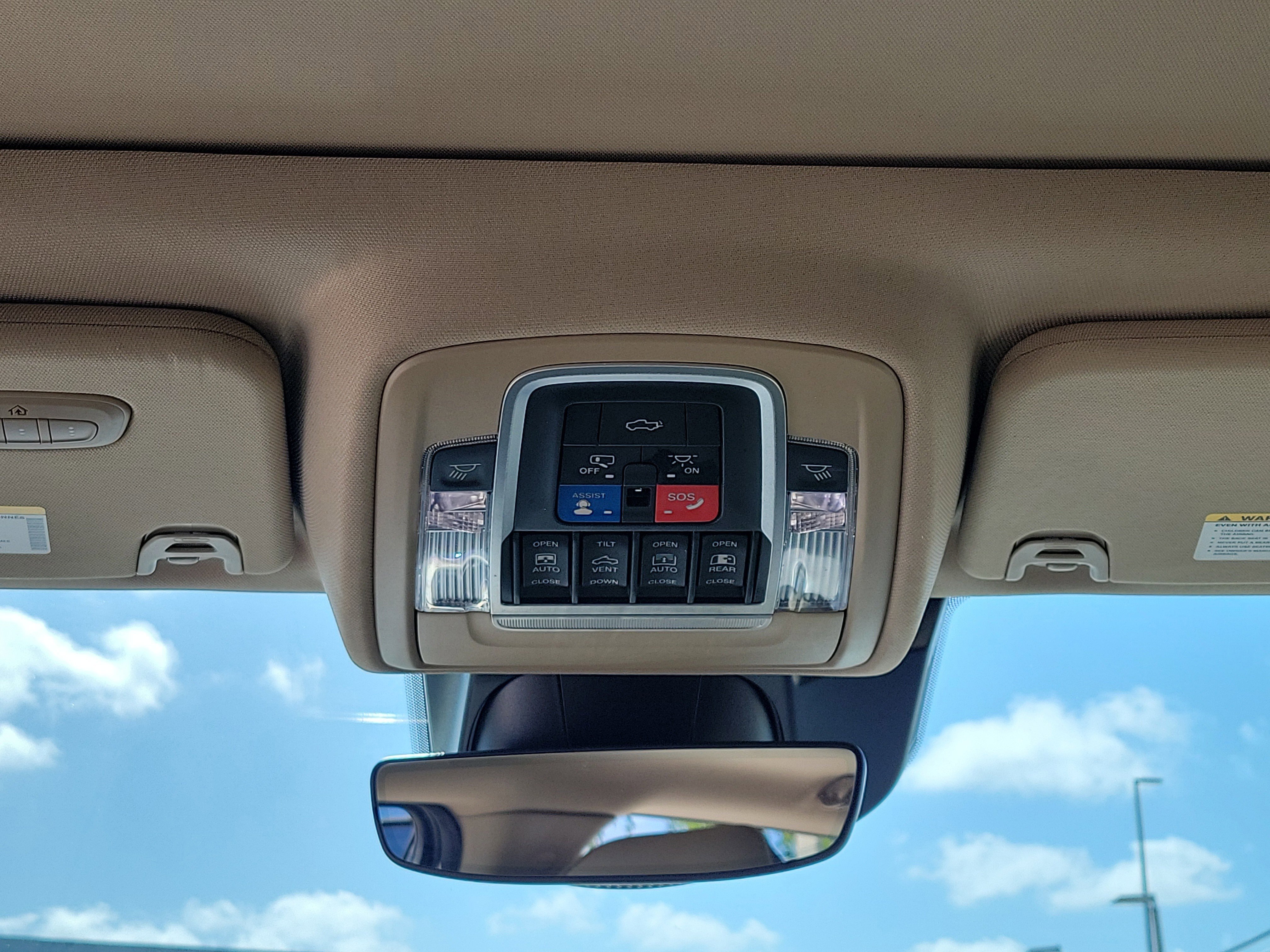 Used 2020 RAM 1500 Limited image 19