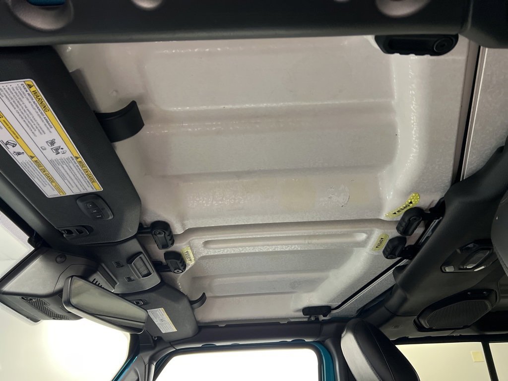 Used 2019 Jeep Wrangler Unlimited Rubicon w/ Dual Top Group image 35