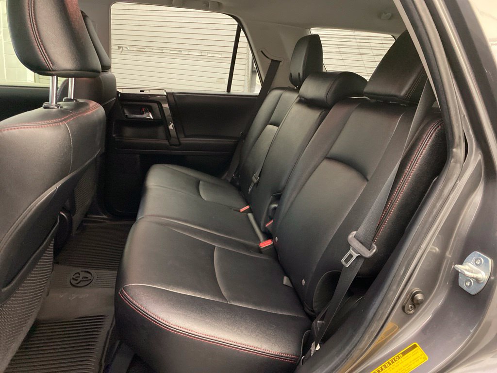 Used 2020 Toyota 4Runner Venture w/ Moonroof Package AWD/4WD image 22