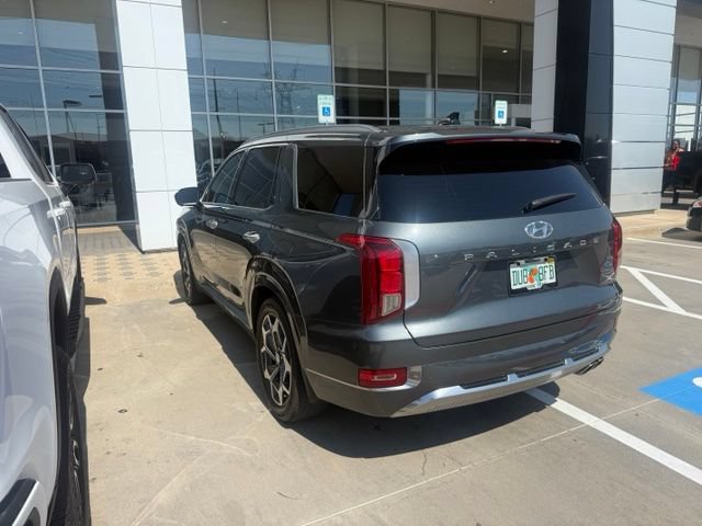 Used 2022 Hyundai Palisade Calligraphy FWD image 3