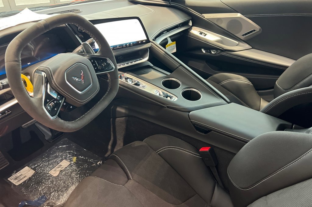 New 2026 Chevrolet Corvette Stingray Preferred Cpe w/ Z51 Performance Package image 7