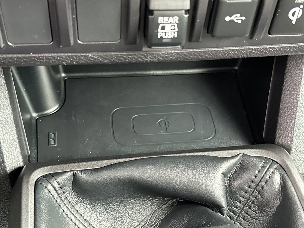 Used 2022 Toyota Tacoma TRD Off-Road image 30