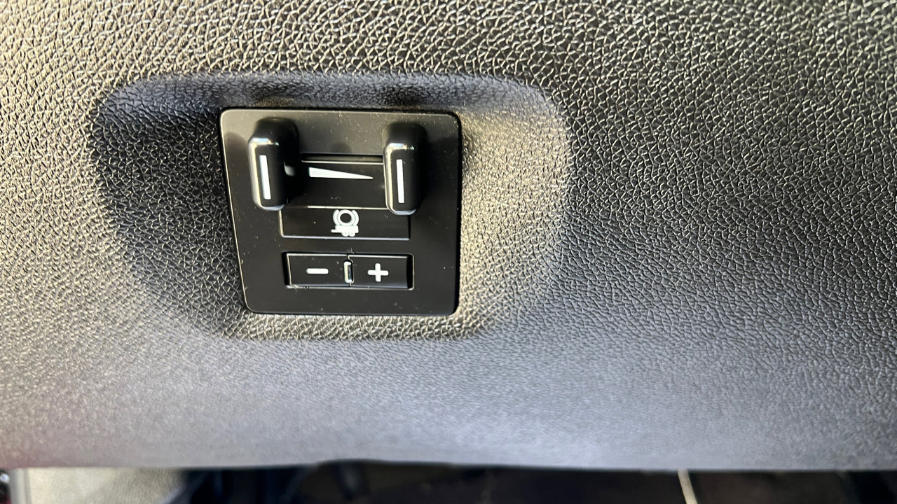 Used 2013 Chevrolet Silverado 1500 LT w/ All-Star Edition image 18