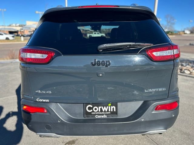 Used 2018 Jeep Cherokee Limited w/ Technology Group image 8