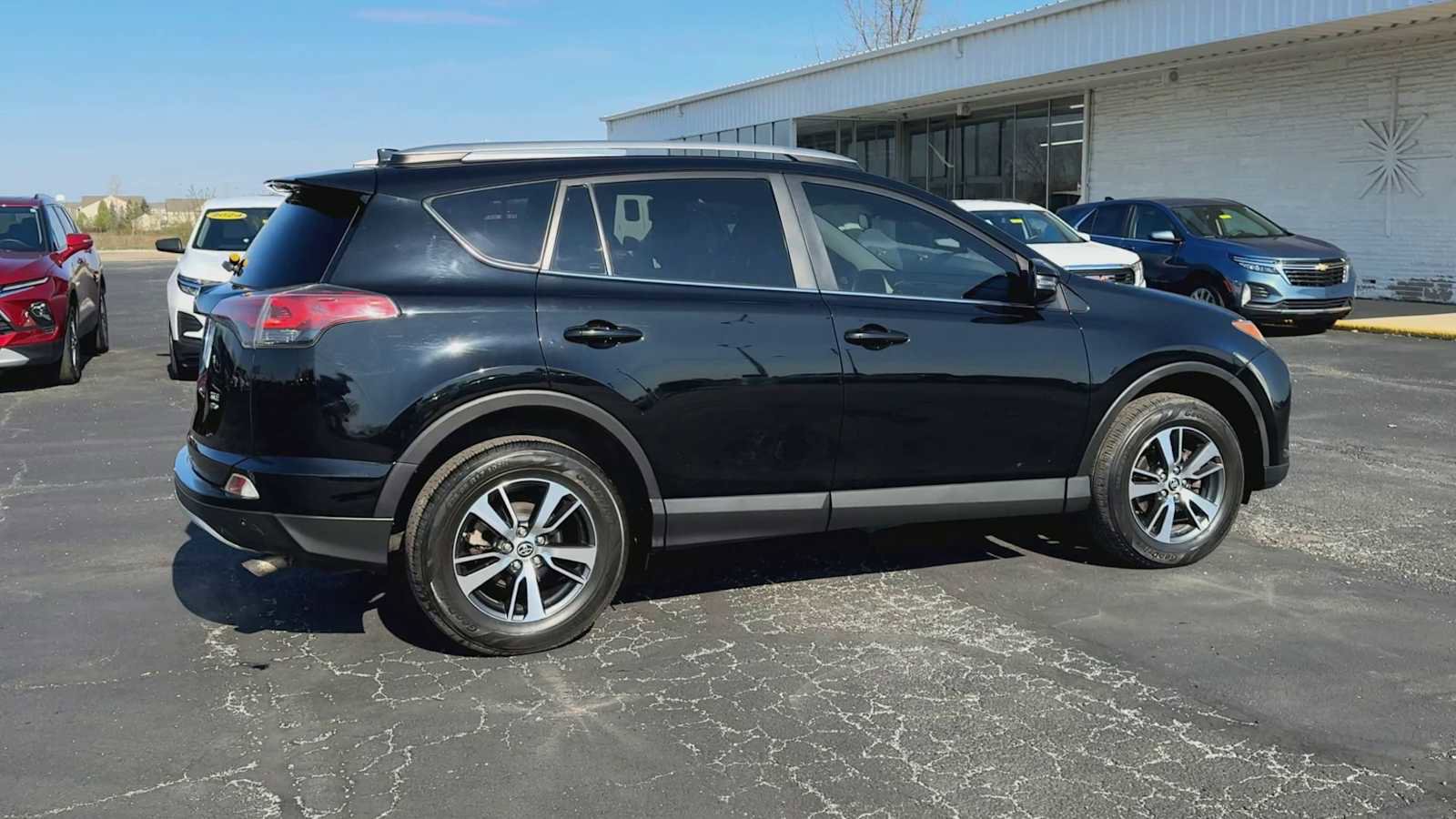 Used 2016 Toyota RAV4 XLE w/ Convenience Package AWD/4WD image 9
