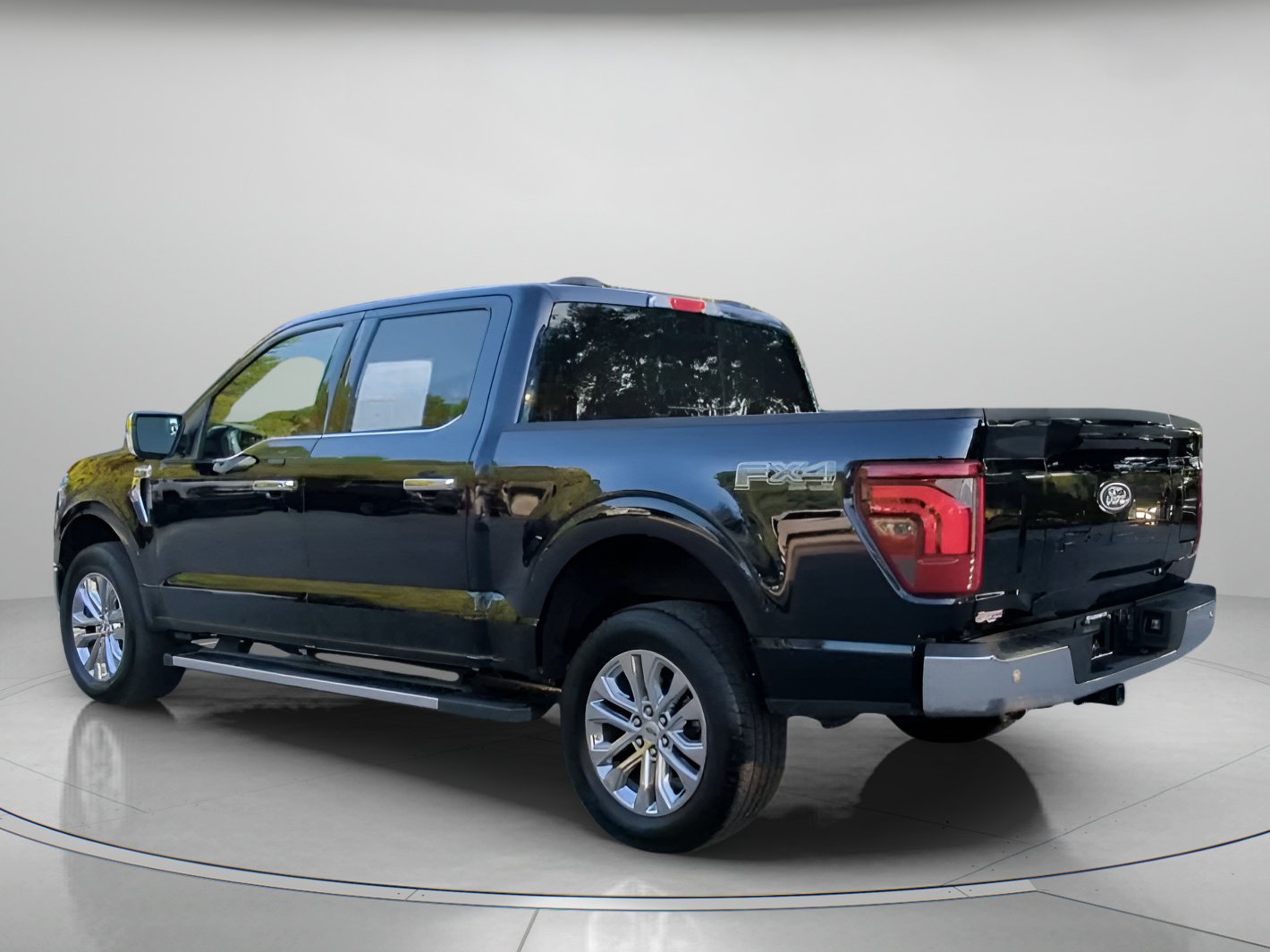 Certified 2025 Ford F150 Lariat w/ Equipment Group 501A Mid AWD/4WD image 20
