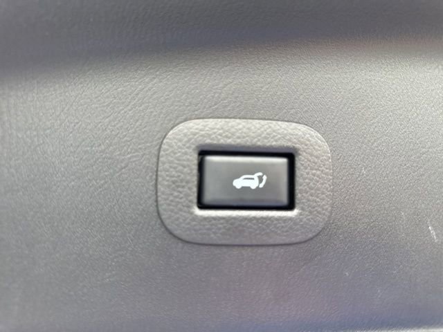 Used 2024 INFINITI QX80 Sensory w/ Cargo Package AWD/4WD image 13