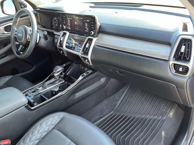 Used 2022 Kia Sorento SX Prestige AWD/4WD image 25