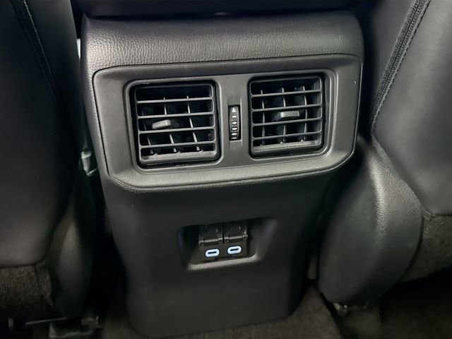 Used 2023 Toyota RAV4 XLE Premium image 25