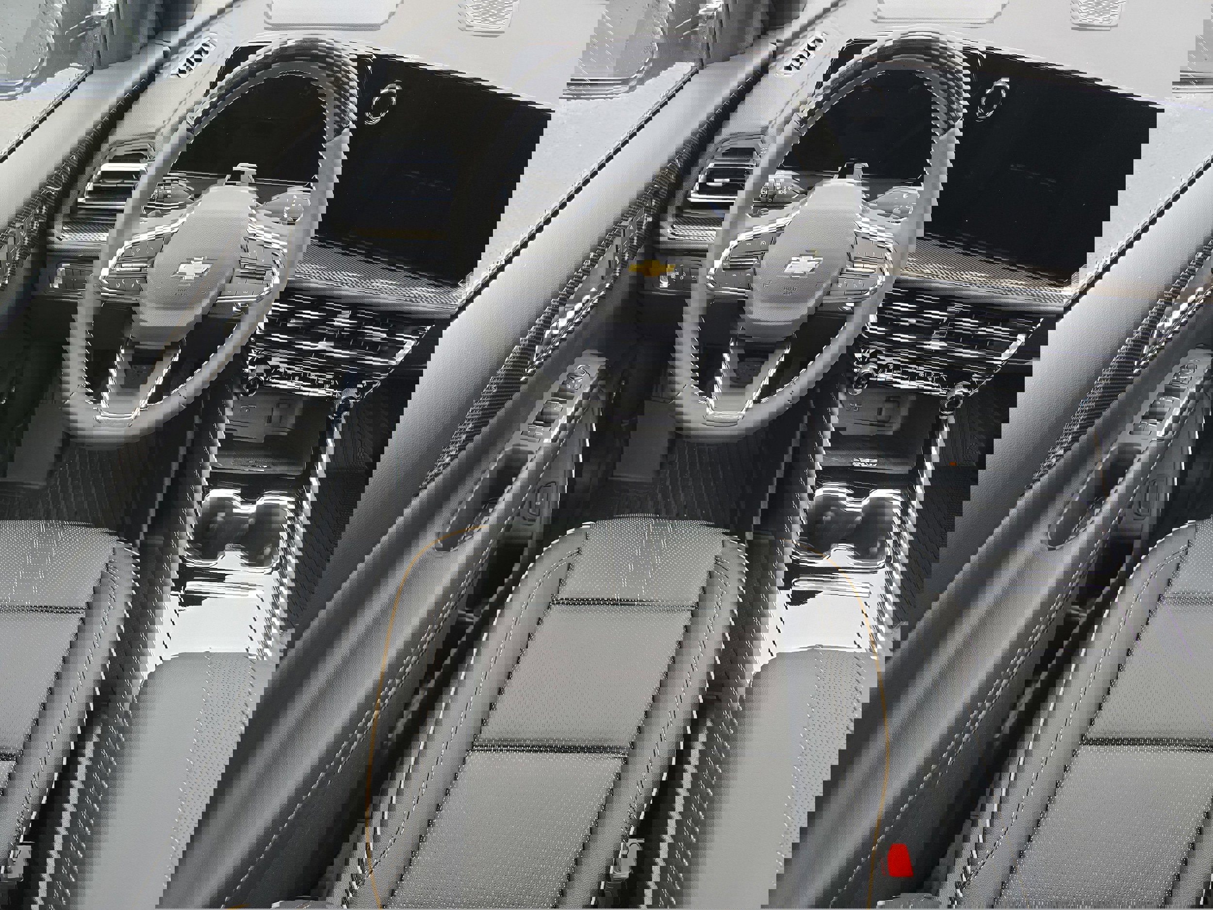 New 2026 Chevrolet Traverse High Country w/ LPO, Floor Liner Package image 14