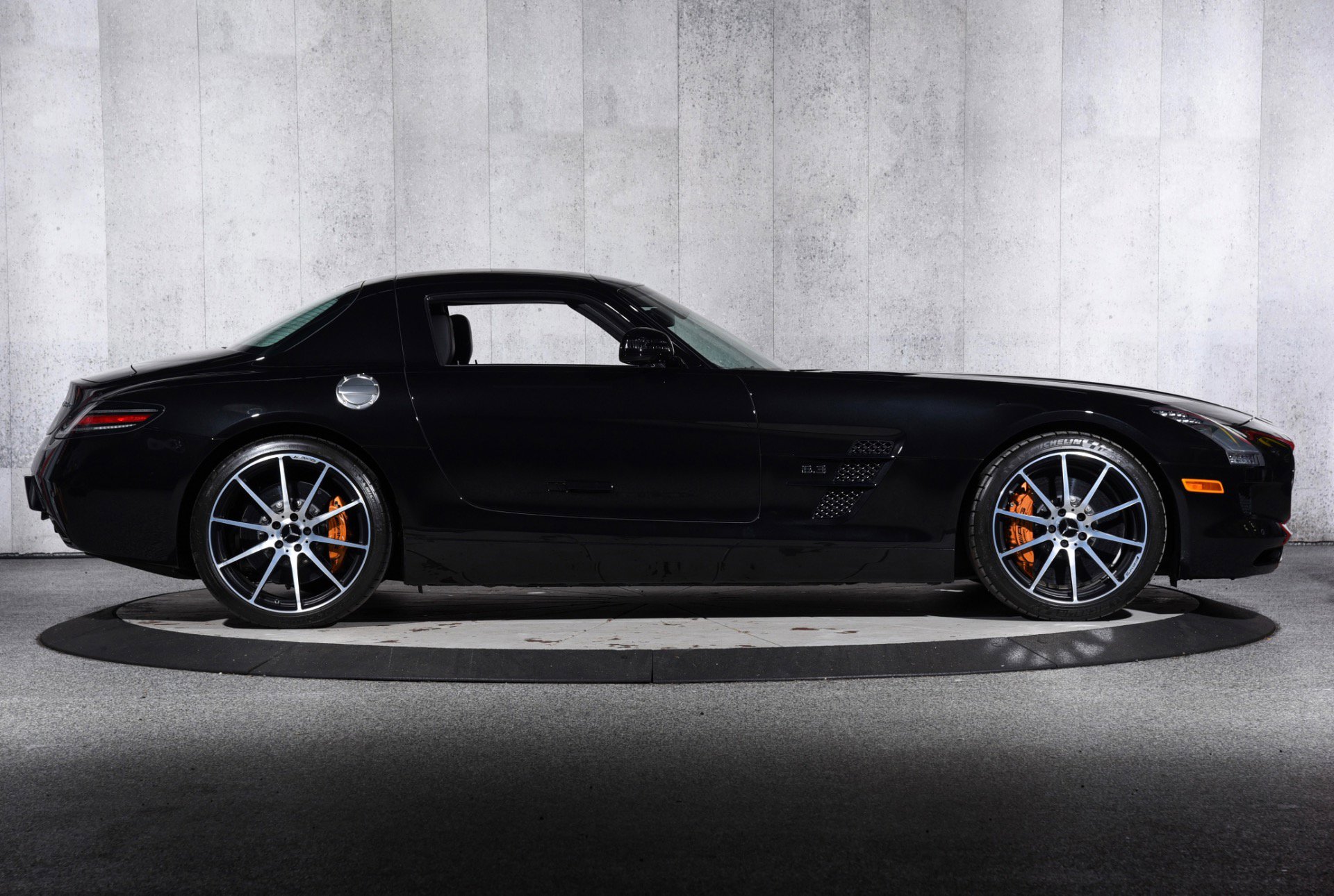 Used 2014 Mercedes-Benz SLS AMG GT Coupe image 32