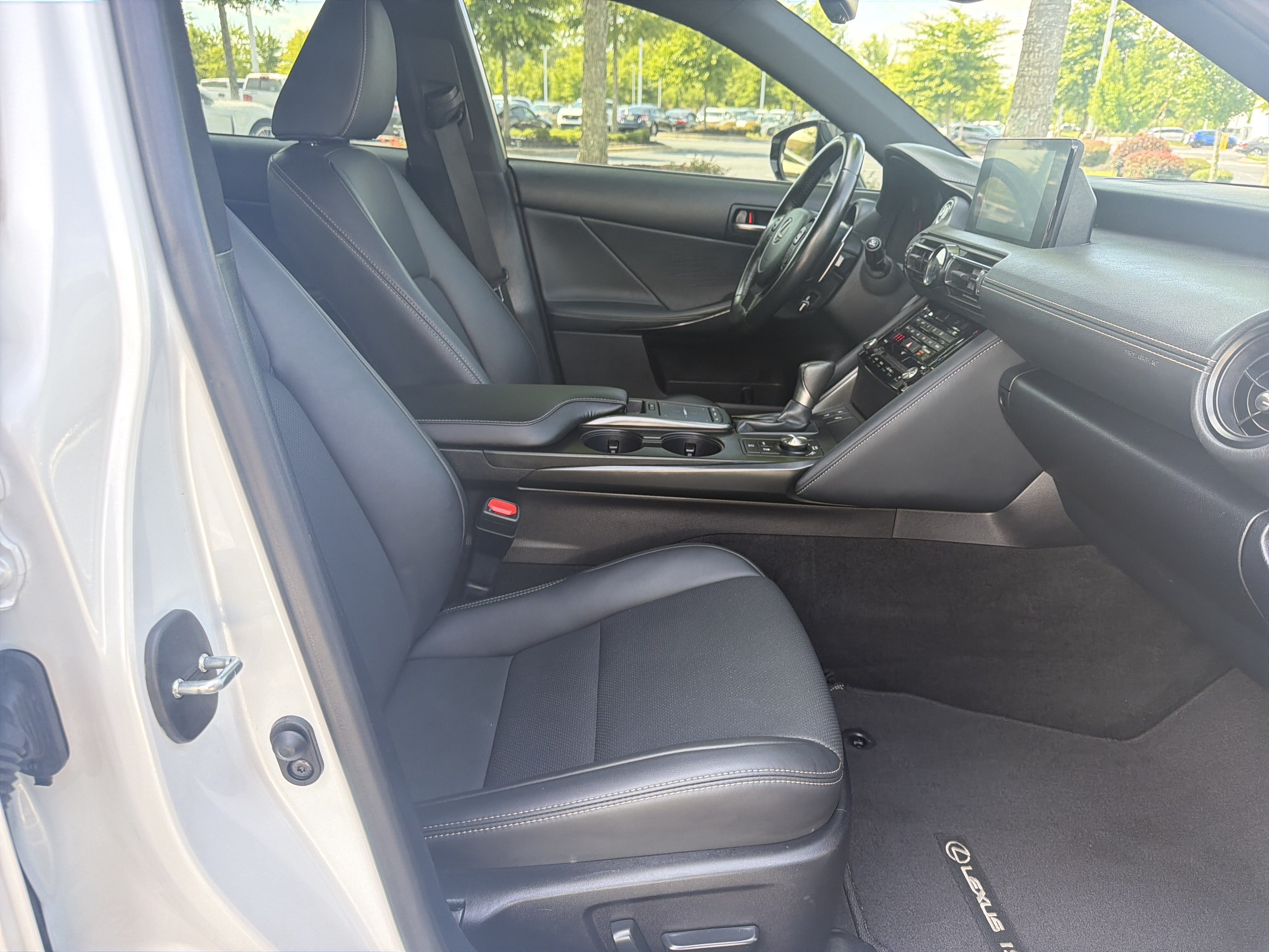 Used 2024 Lexus IS 300 w/ Premium Package RWD image 36
