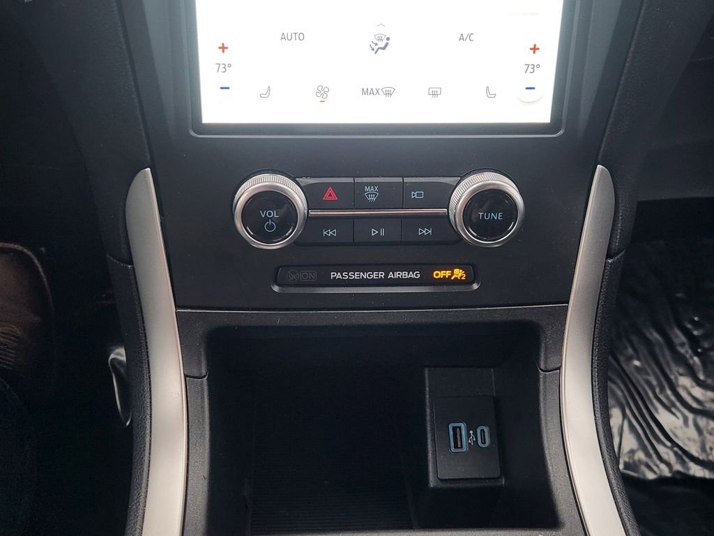 Used 2024 Ford Edge SEL image 20