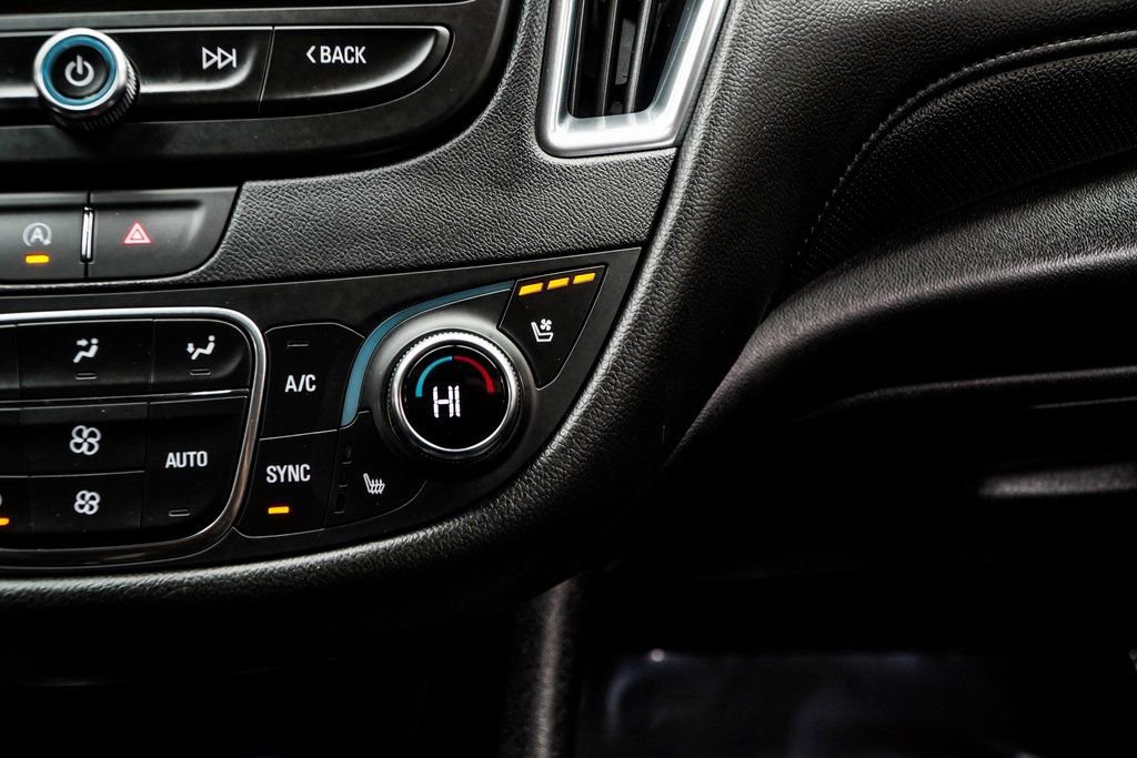 Used 2024 Chevrolet Malibu LT FWD image 23