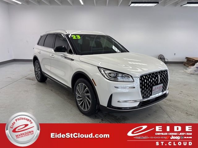 Used 2023 Lincoln Corsair Reserve w/ Rear Removable Package Tray video 1