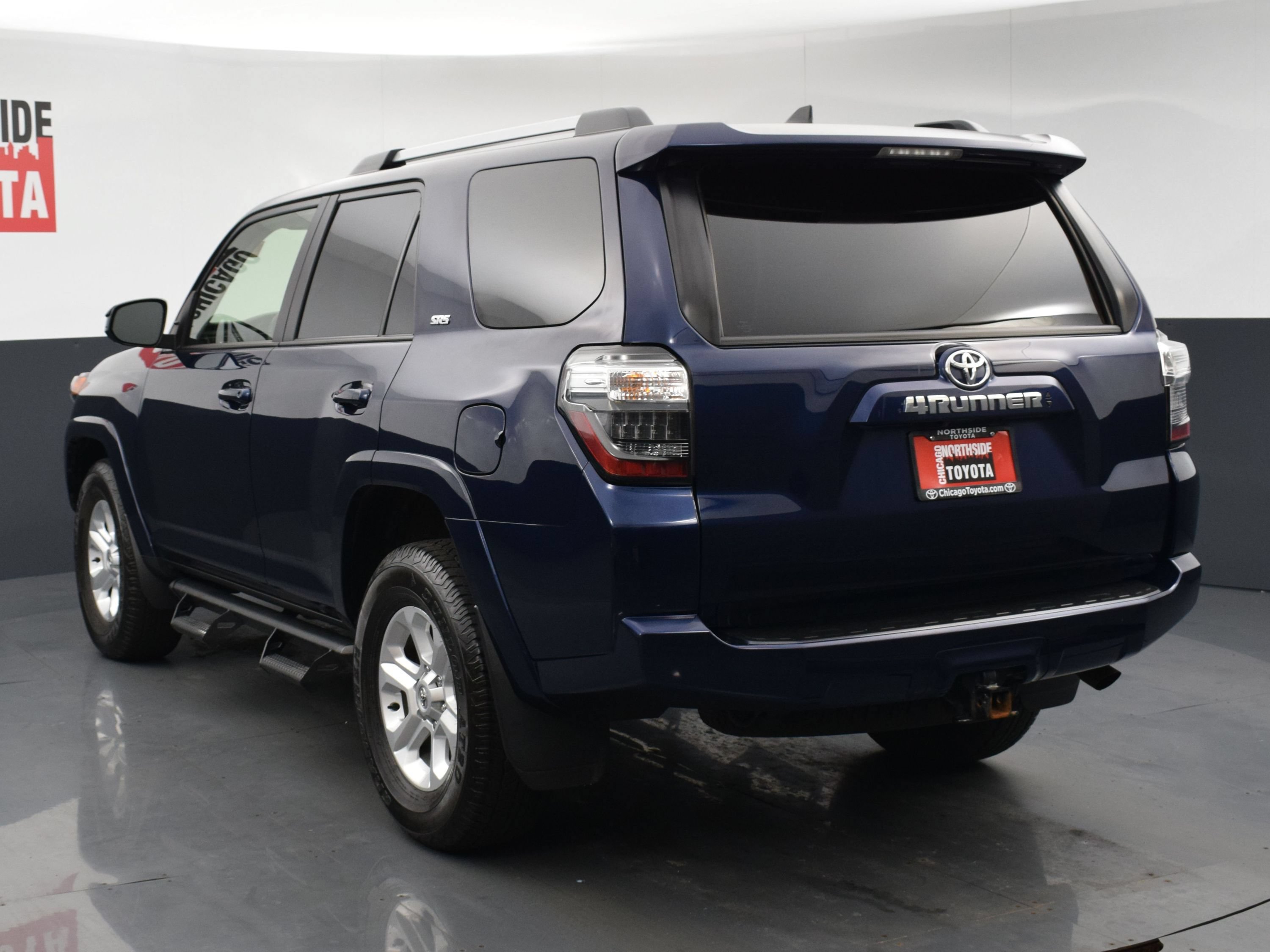 Used 2022 Toyota 4Runner SR5 RWD image 3
