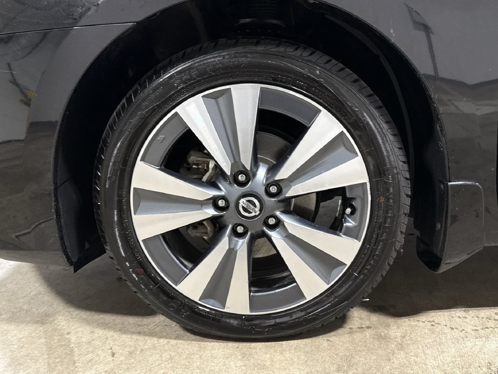 Used 2018 Nissan Sentra SL FWD image 28