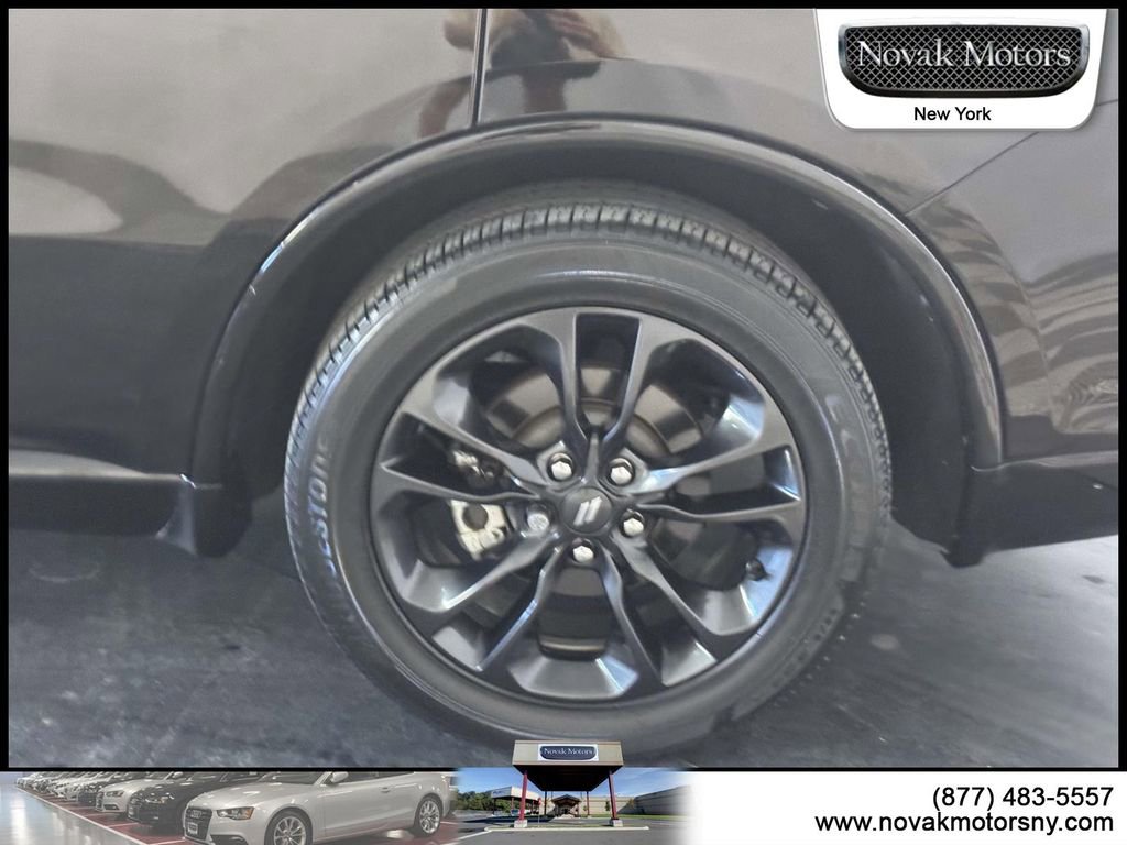 Used 2022 Dodge Durango R/T w/ Blacktop Package AWD/4WD image 6