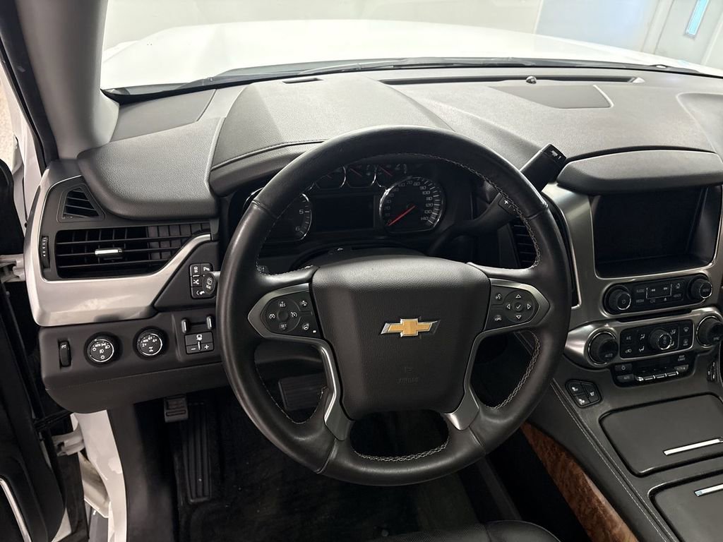 Used 2015 Chevrolet Suburban LTZ AWD/4WD image 16