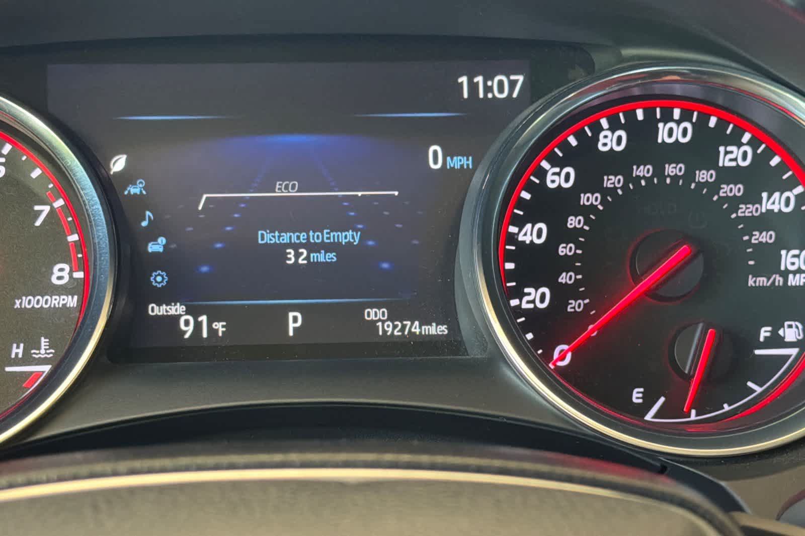Used 2020 Toyota Camry XSE FWD image 27