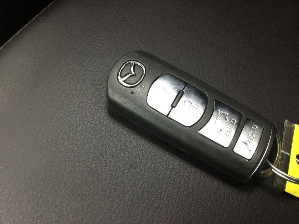 Used 2019 MAZDA CX-5 Signature image 11