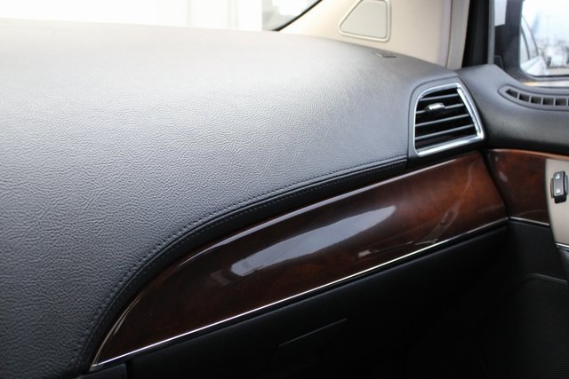 Used 2012 Lincoln MKX AWD image 22