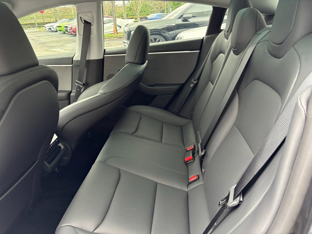 Used 2025 Tesla Model 3 Long Range image 19