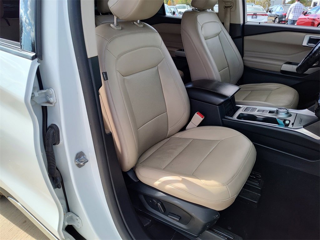 Used 2021 Ford Explorer Limited w/ Equipment Group 301A image 34