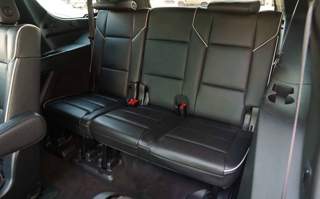 Used 2022 Cadillac Escalade Sport w/ Touring Package AWD/4WD image 38