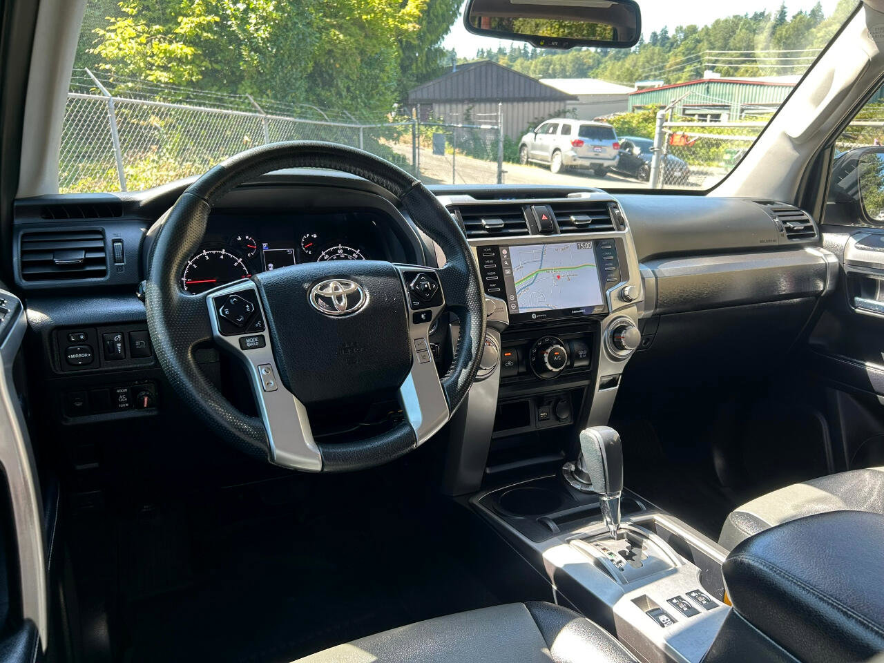 Used 2020 Toyota 4Runner SR5 Premium image 13