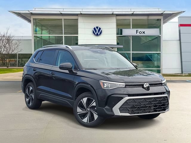 New 2026 Volkswagen Taos SE AWD/4WD image 1