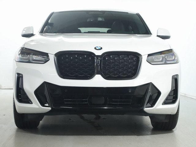 Used 2024 BMW X4 xDrive30i w/ Premium Package AWD/4WD image 6