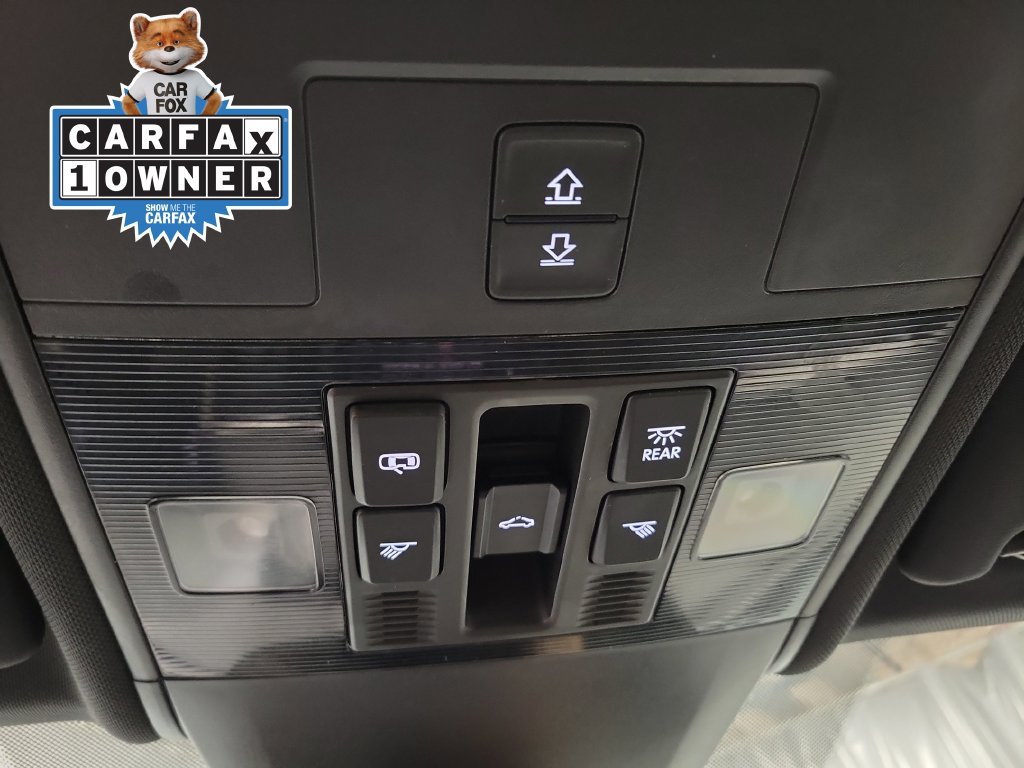 Used 2023 Volkswagen Atlas Cross Sport SEL R-Line AWD/4WD image 25