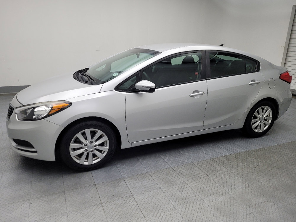Used 2016 Kia Forte LX w/ LX Popular Plus Package image 2